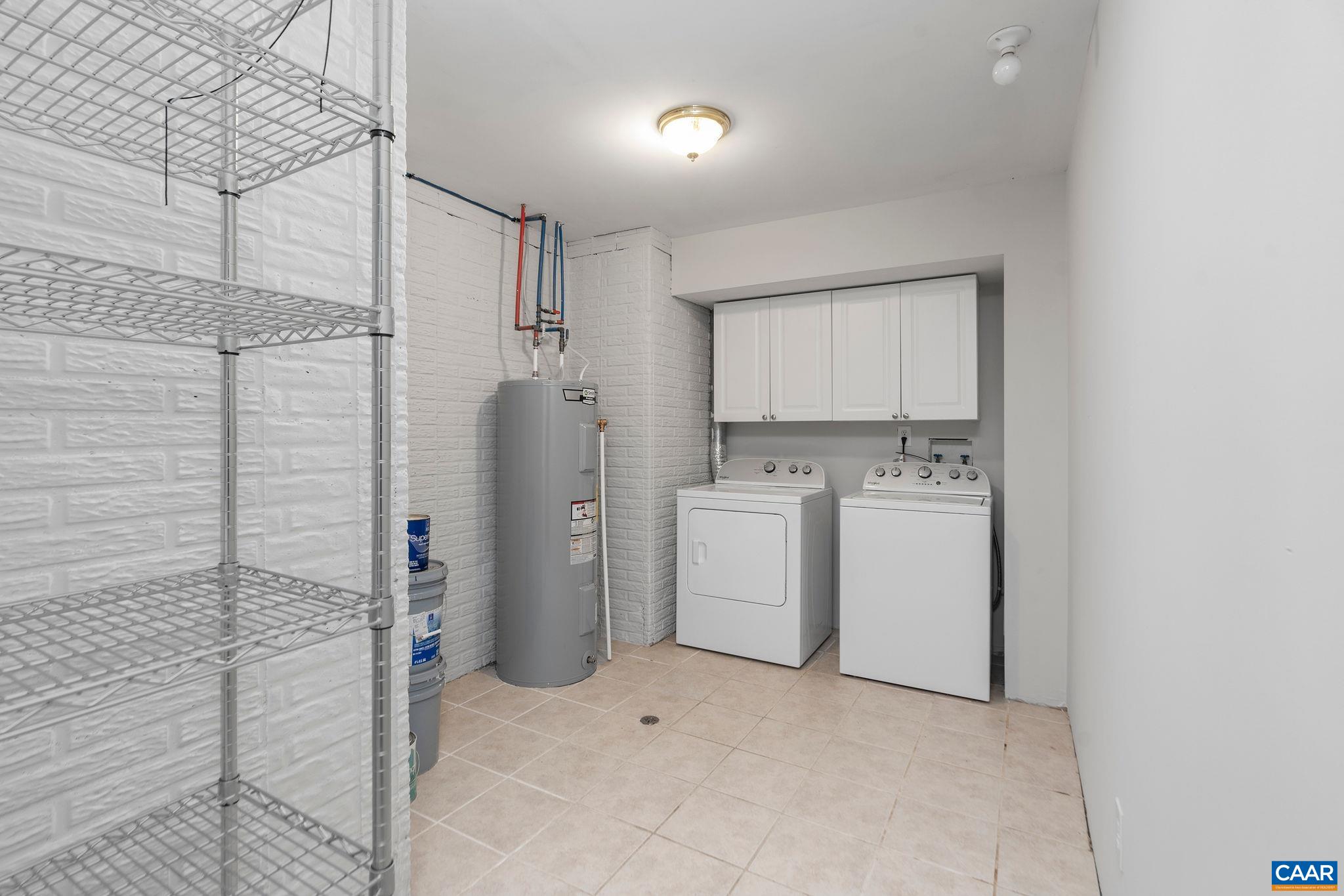 1441 GLENSIDE GREEN, CHARLOTTESVILLE, Virginia 22901, 3 Bedrooms Bedrooms, ,2 BathroomsBathrooms,Residential,1441 GLENSIDE GREEN,664579 MLS # 664579