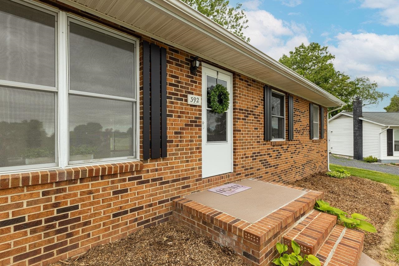 392 WALKER WAY, TIMBERVILLE, Virginia 22853, 3 Bedrooms Bedrooms, ,1 BathroomBathrooms,Residential,392 WALKER WAY,664584 MLS # 664584