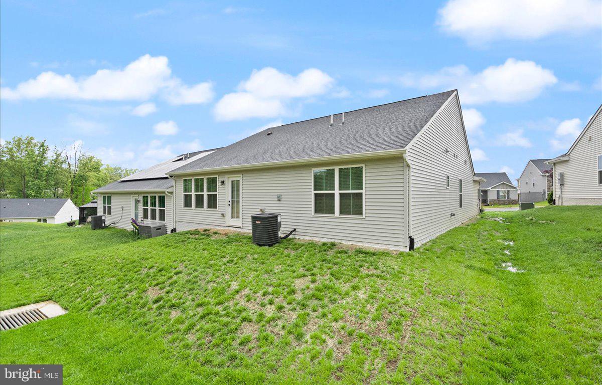 35068 DAISY WAY, LOCUST GROVE, Virginia 22508, 3 Bedrooms Bedrooms, ,2 BathroomsBathrooms,Residential,For sale,35068 DAISY WAY,VAOR2009700 MLS # VAOR2009700