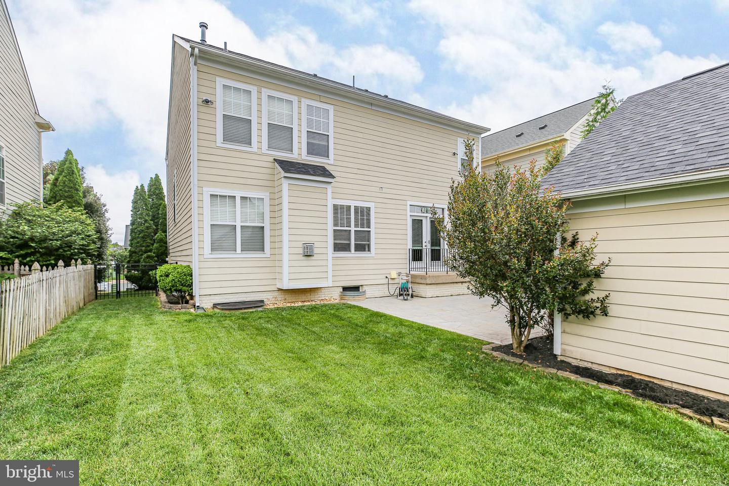 1206 ANDERSON ST, FREDERICKSBURG, Virginia 22401, 4 Bedrooms Bedrooms, ,2 BathroomsBathrooms,Residential,For sale,1206 ANDERSON ST,VAFB2008232 MLS # VAFB2008232