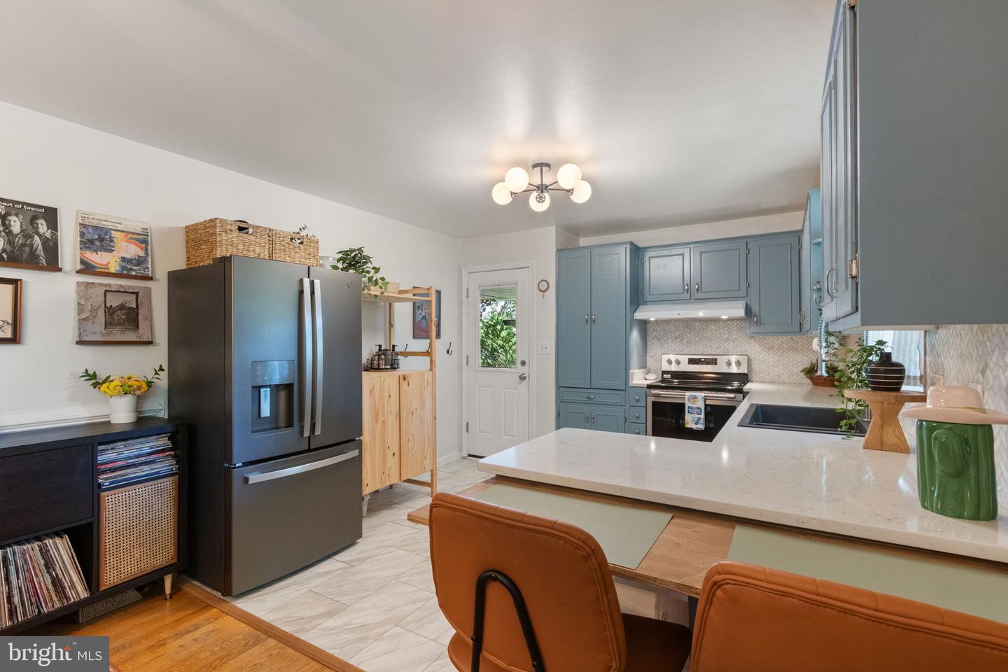 702 SPRING VALLEY DR, FREDERICKSBURG, Virginia 22405, 5 Bedrooms Bedrooms, ,3 BathroomsBathrooms,Residential,For sale,702 SPRING VALLEY DR,VAST2038872 MLS # VAST2038872