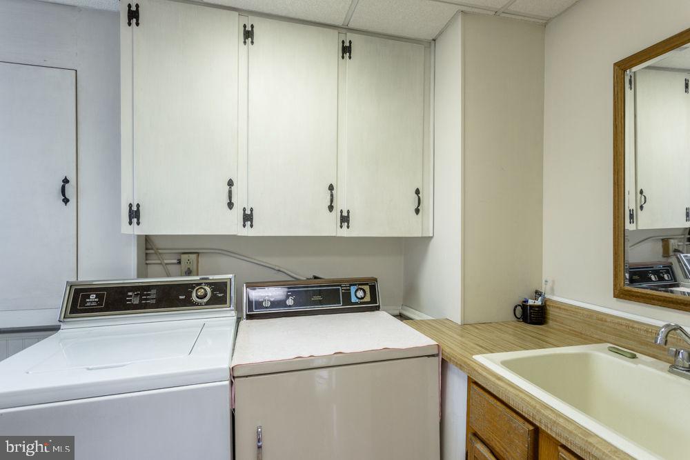 121 S CENTRAL ST, BROADWAY, Virginia 22815, 4 Bedrooms Bedrooms, ,2 BathroomsBathrooms,Residential,For sale,121 S CENTRAL ST,VARO2002304 MLS # VARO2002304