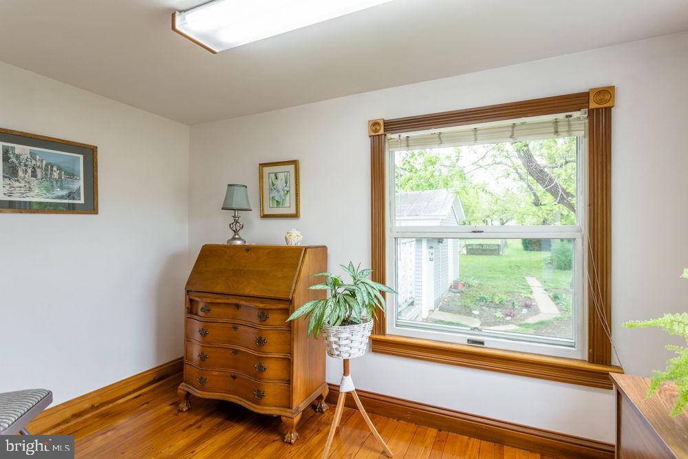 121 S CENTRAL ST, BROADWAY, Virginia 22815, 4 Bedrooms Bedrooms, ,2 BathroomsBathrooms,Residential,For sale,121 S CENTRAL ST,VARO2002304 MLS # VARO2002304