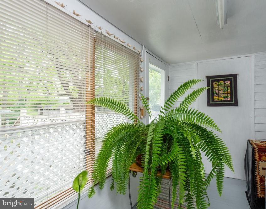 121 S CENTRAL ST, BROADWAY, Virginia 22815, 4 Bedrooms Bedrooms, ,2 BathroomsBathrooms,Residential,For sale,121 S CENTRAL ST,VARO2002304 MLS # VARO2002304