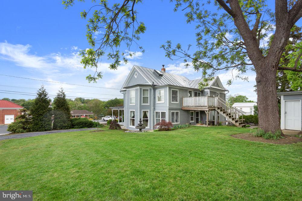 121 S CENTRAL ST, BROADWAY, Virginia 22815, 4 Bedrooms Bedrooms, ,2 BathroomsBathrooms,Residential,For sale,121 S CENTRAL ST,VARO2002304 MLS # VARO2002304