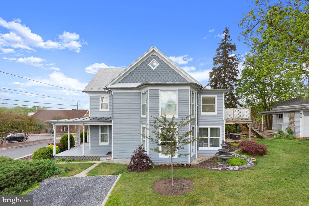 121 S CENTRAL ST, BROADWAY, Virginia 22815, 4 Bedrooms Bedrooms, ,2 BathroomsBathrooms,Residential,For sale,121 S CENTRAL ST,VARO2002304 MLS # VARO2002304
