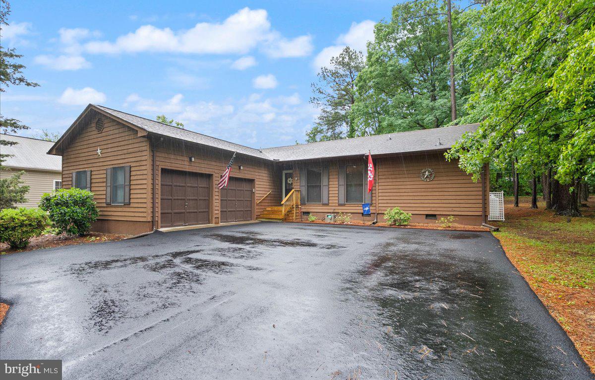 507 LAKEVIEW PKWY, LOCUST GROVE, Virginia 22508, 3 Bedrooms Bedrooms, ,2 BathroomsBathrooms,Residential,For sale,507 LAKEVIEW PKWY,VAOR2009702 MLS # VAOR2009702