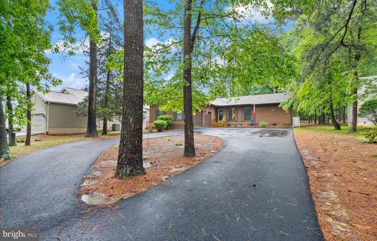507 LAKEVIEW PKWY, LOCUST GROVE, Virginia 22508, 3 Bedrooms Bedrooms, ,2 BathroomsBathrooms,Residential,For sale,507 LAKEVIEW PKWY,VAOR2009702 MLS # VAOR2009702