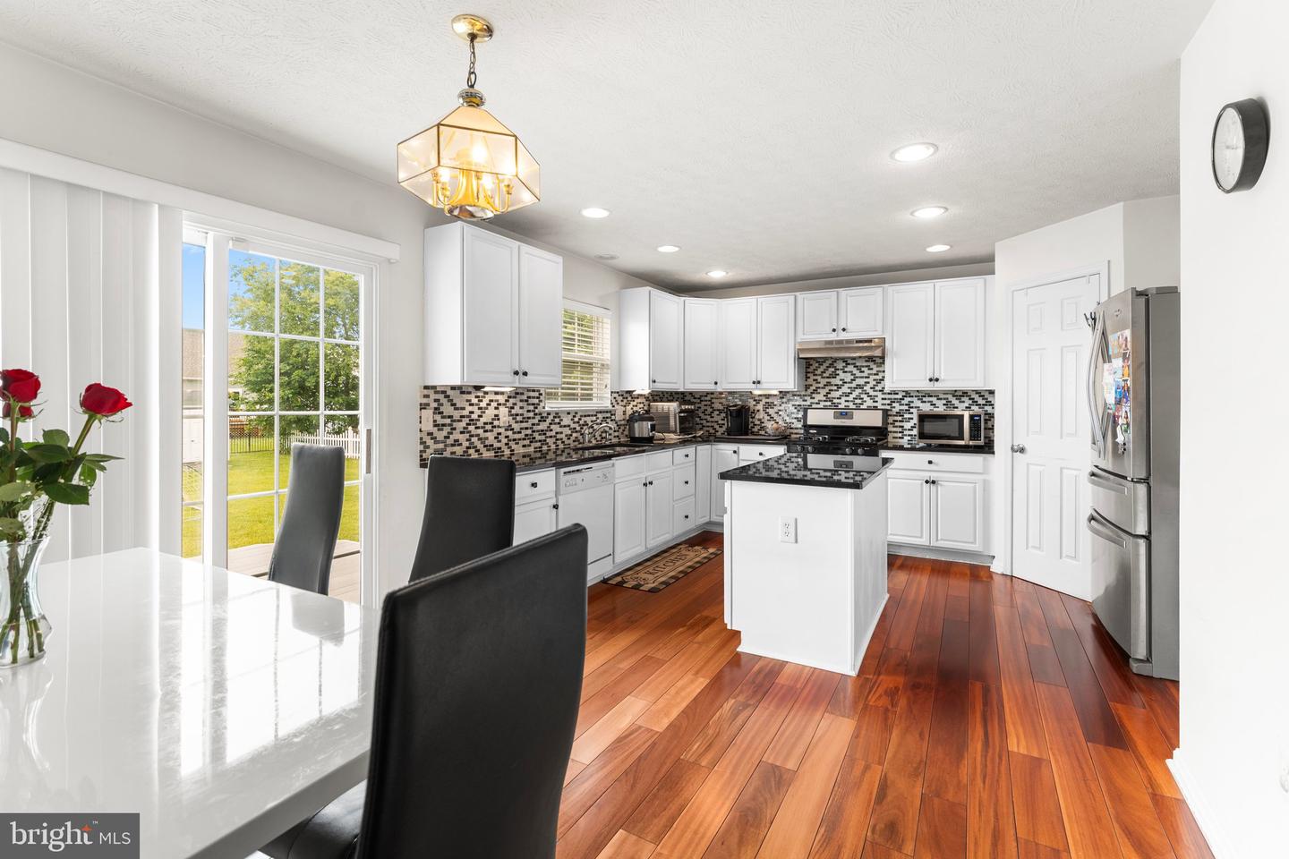 111 HOBBS HOLE LN, TAPPAHANNOCK, Virginia 22560, 4 Bedrooms Bedrooms, 8 Rooms Rooms,2 BathroomsBathrooms,Residential,For sale,111 HOBBS HOLE LN,VAES2000882 MLS # VAES2000882