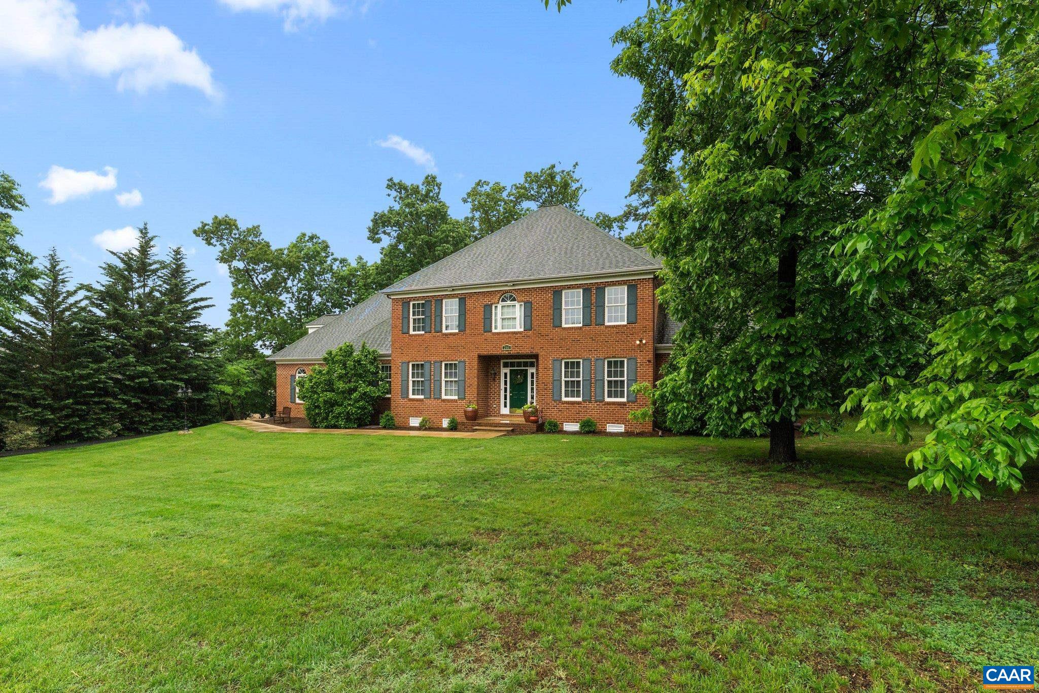 201 PELHAM KNOLLS DR, WAYNESBORO, Virginia 22980, 5 Bedrooms Bedrooms, ,2 BathroomsBathrooms,Residential,201 PELHAM KNOLLS DR,664596 MLS # 664596