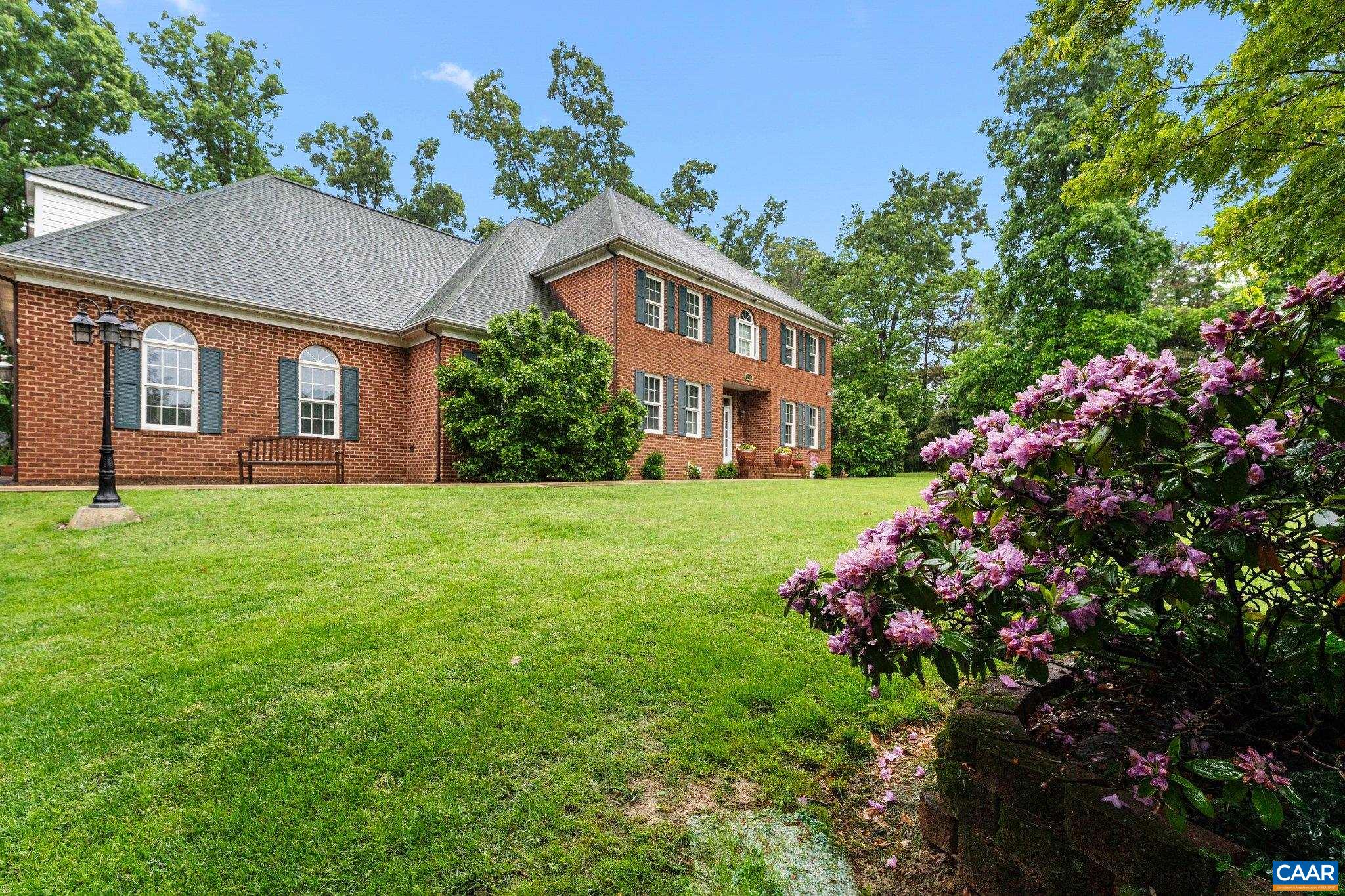 201 PELHAM KNOLLS DR, WAYNESBORO, Virginia 22980, 5 Bedrooms Bedrooms, ,2 BathroomsBathrooms,Residential,201 PELHAM KNOLLS DR,664596 MLS # 664596