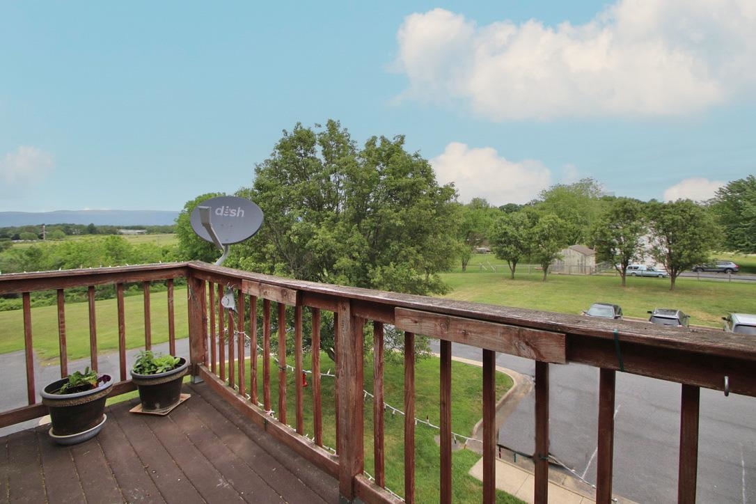 1282 OX RD, WOODSTOCK, Virginia 22664, 2 Bedrooms Bedrooms, ,2 BathroomsBathrooms,Residential,1282 OX RD,664598 MLS # 664598