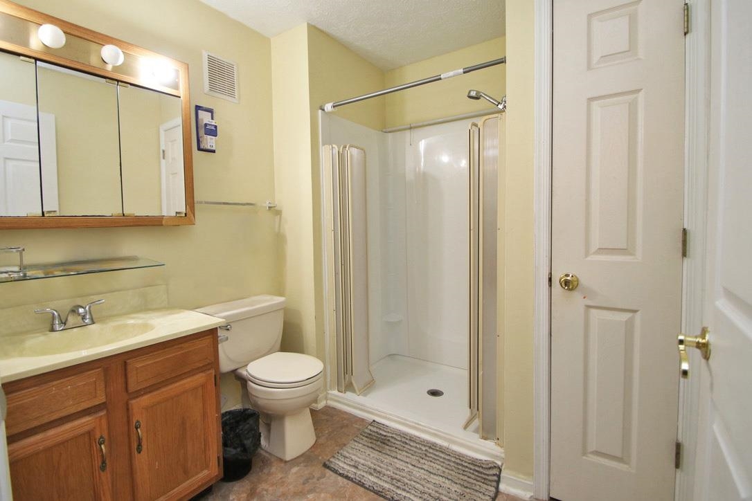 1282 OX RD, WOODSTOCK, Virginia 22664, 2 Bedrooms Bedrooms, ,2 BathroomsBathrooms,Residential,1282 OX RD,664598 MLS # 664598