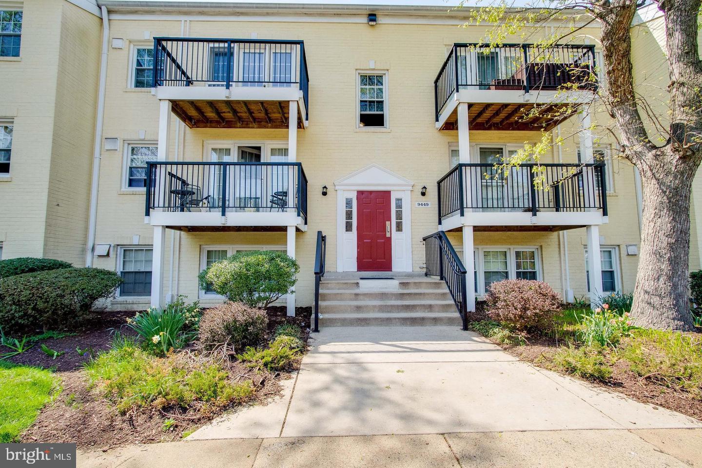 9449 FAIRFAX BLVD #301, FAIRFAX, Virginia 22031, 2 Bedrooms Bedrooms, ,1 BathroomBathrooms,Residential,For sale,9449 FAIRFAX BLVD #301,VAFC2006318 MLS # VAFC2006318