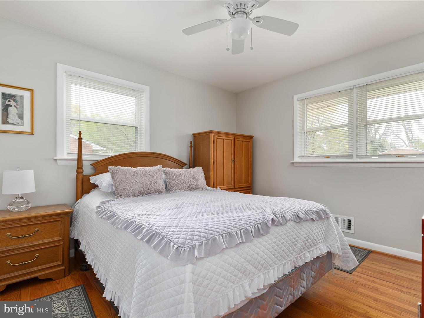 5226 EASTON DR, SPRINGFIELD, Virginia 22151, 4 Bedrooms Bedrooms, ,3 BathroomsBathrooms,Residential,For sale,5226 EASTON DR,VAFX2241076 MLS # VAFX2241076