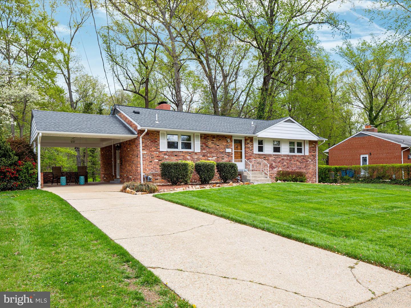 5226 EASTON DR, SPRINGFIELD, Virginia 22151, 4 Bedrooms Bedrooms, ,3 BathroomsBathrooms,Residential,For sale,5226 EASTON DR,VAFX2241076 MLS # VAFX2241076