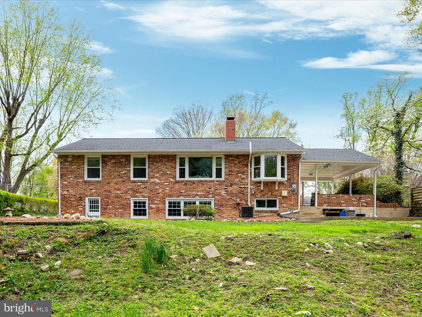 5226 EASTON DR, SPRINGFIELD, Virginia 22151, 4 Bedrooms Bedrooms, ,3 BathroomsBathrooms,Residential,For sale,5226 EASTON DR,VAFX2241076 MLS # VAFX2241076