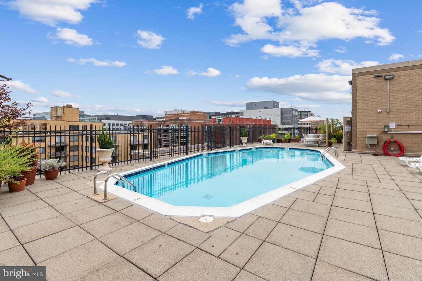 2201 L ST NW #906, WASHINGTON, District Of Columbia 20037, 3 Bedrooms Bedrooms, ,2 BathroomsBathrooms,Residential,For sale,2201 L ST NW #906,DCDC2171380 MLS # DCDC2171380