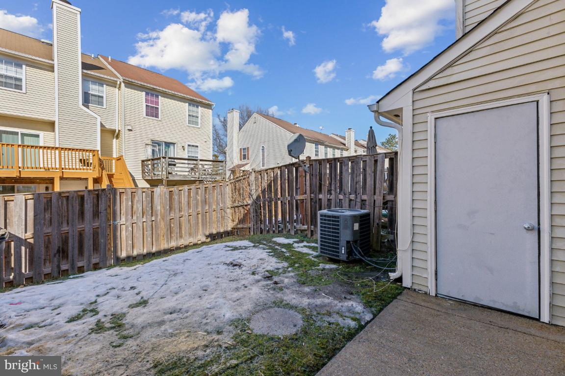 8775 VILLAGE GREEN CT, ALEXANDRIA, Virginia 22309, 3 Bedrooms Bedrooms, ,1 BathroomBathrooms,Residential,For sale,8775 VILLAGE GREEN CT,VAFX2218752 MLS # VAFX2218752