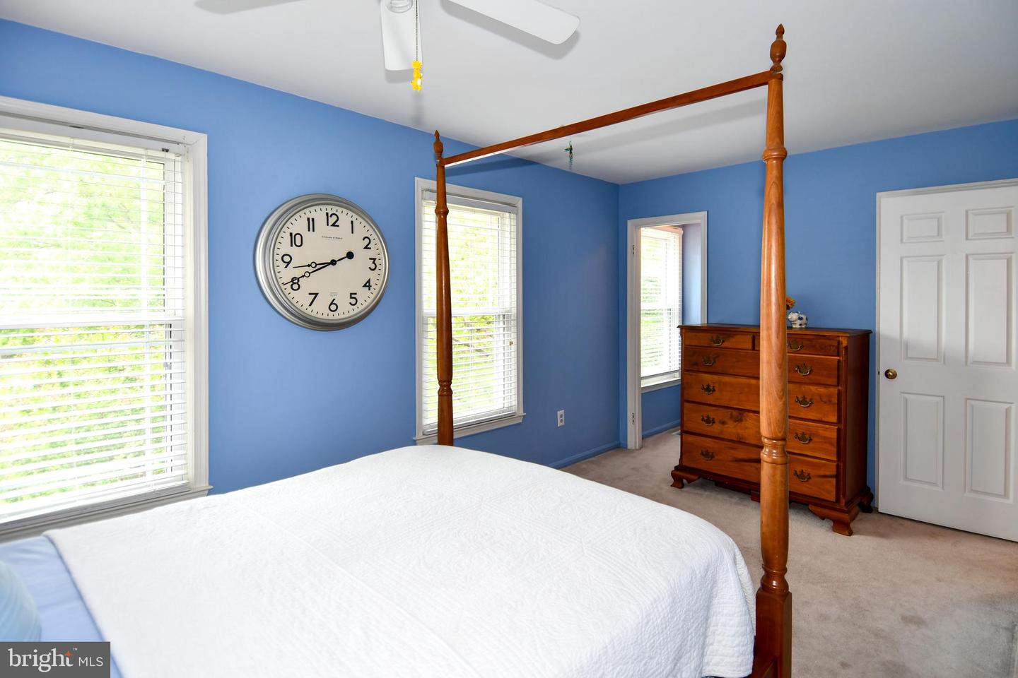 5602 EUPHRATES CT, CENTREVILLE, Virginia 20120, 4 Bedrooms Bedrooms, ,3 BathroomsBathrooms,Residential,For sale,5602 EUPHRATES CT,VAFX2224164 MLS # VAFX2224164