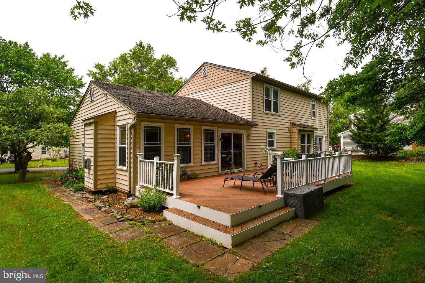 5602 EUPHRATES CT, CENTREVILLE, Virginia 20120, 4 Bedrooms Bedrooms, ,3 BathroomsBathrooms,Residential,For sale,5602 EUPHRATES CT,VAFX2224164 MLS # VAFX2224164