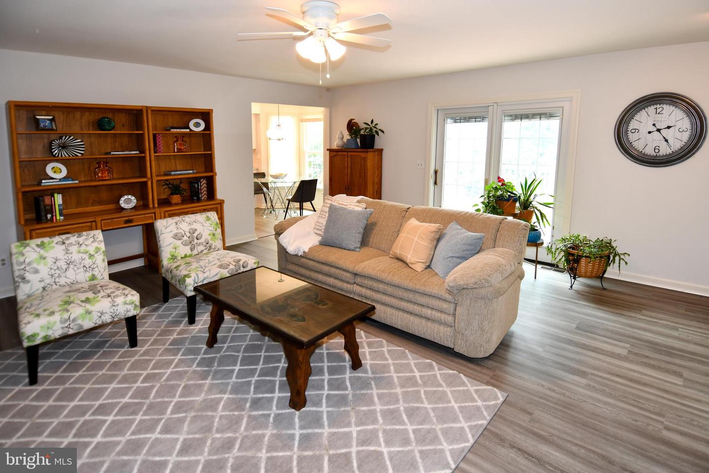 4404 TULIP TREE CT, CHANTILLY, Virginia 20151, 5 Bedrooms Bedrooms, ,3 BathroomsBathrooms,Residential,For sale,4404 TULIP TREE CT,VAFX2226816 MLS # VAFX2226816