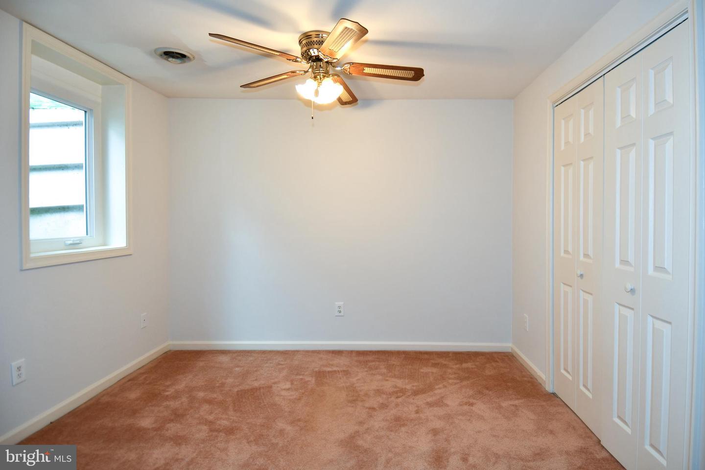 4404 TULIP TREE CT, CHANTILLY, Virginia 20151, 5 Bedrooms Bedrooms, ,3 BathroomsBathrooms,Residential,For sale,4404 TULIP TREE CT,VAFX2226816 MLS # VAFX2226816