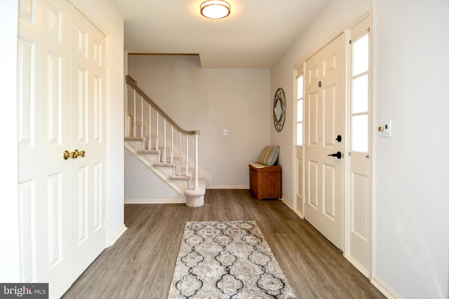 4404 TULIP TREE CT, CHANTILLY, Virginia 20151, 5 Bedrooms Bedrooms, ,3 BathroomsBathrooms,Residential,For sale,4404 TULIP TREE CT,VAFX2226816 MLS # VAFX2226816