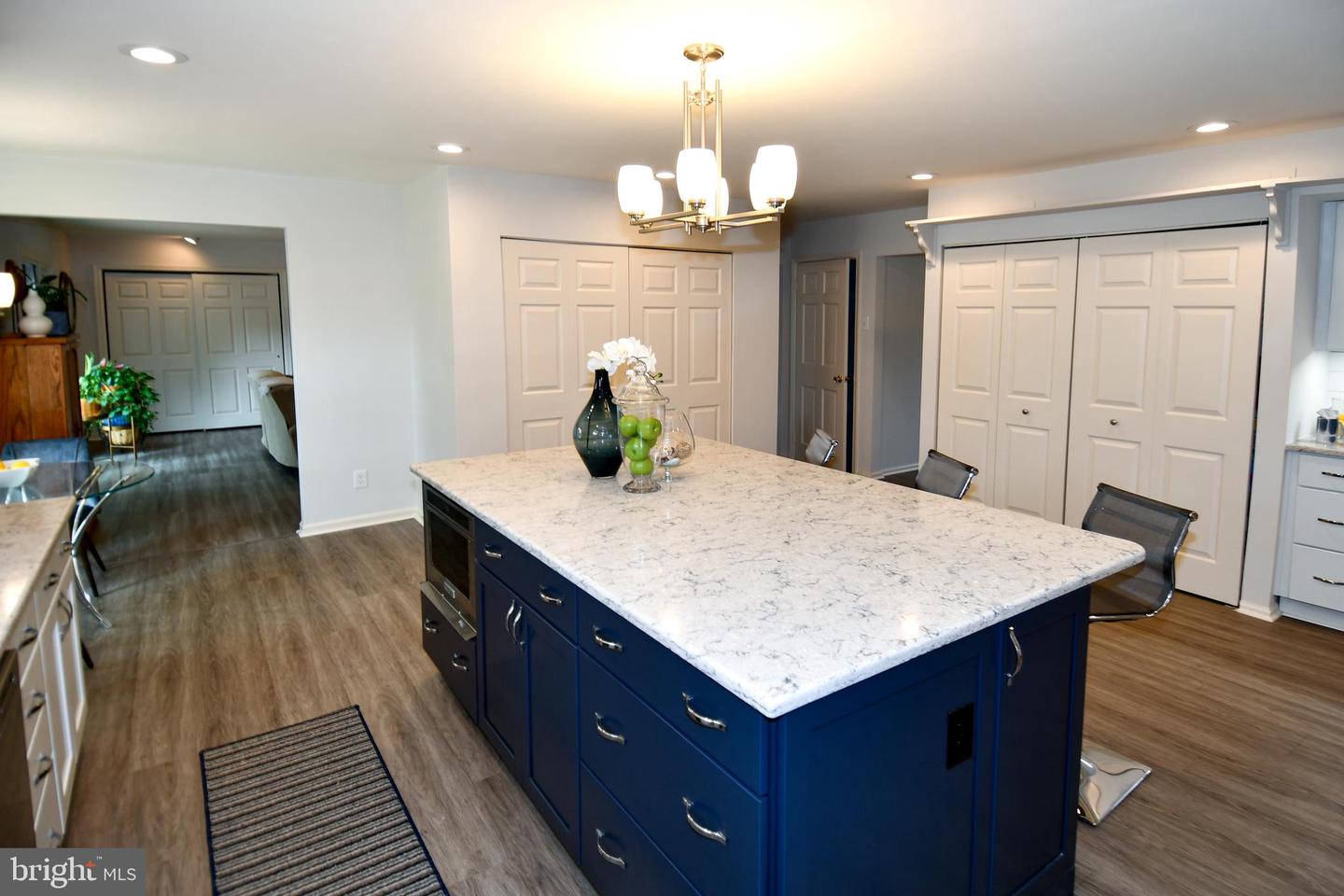 4404 TULIP TREE CT, CHANTILLY, Virginia 20151, 5 Bedrooms Bedrooms, ,3 BathroomsBathrooms,Residential,For sale,4404 TULIP TREE CT,VAFX2226816 MLS # VAFX2226816