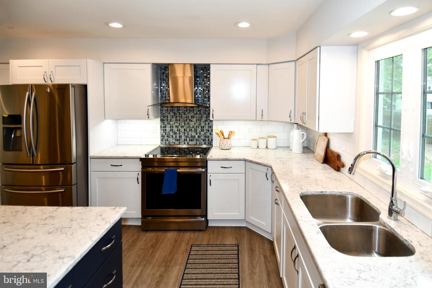 4404 TULIP TREE CT, CHANTILLY, Virginia 20151, 5 Bedrooms Bedrooms, ,3 BathroomsBathrooms,Residential,For sale,4404 TULIP TREE CT,VAFX2226816 MLS # VAFX2226816