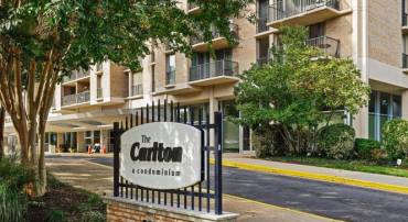 4600 S FOUR MILE RUN DR #1142, ARLINGTON, Virginia 22204, 1 Bedroom Bedrooms, ,1 BathroomBathrooms,Residential,For sale,4600 S FOUR MILE RUN DR #1142,VAAR2054540 MLS # VAAR2054540