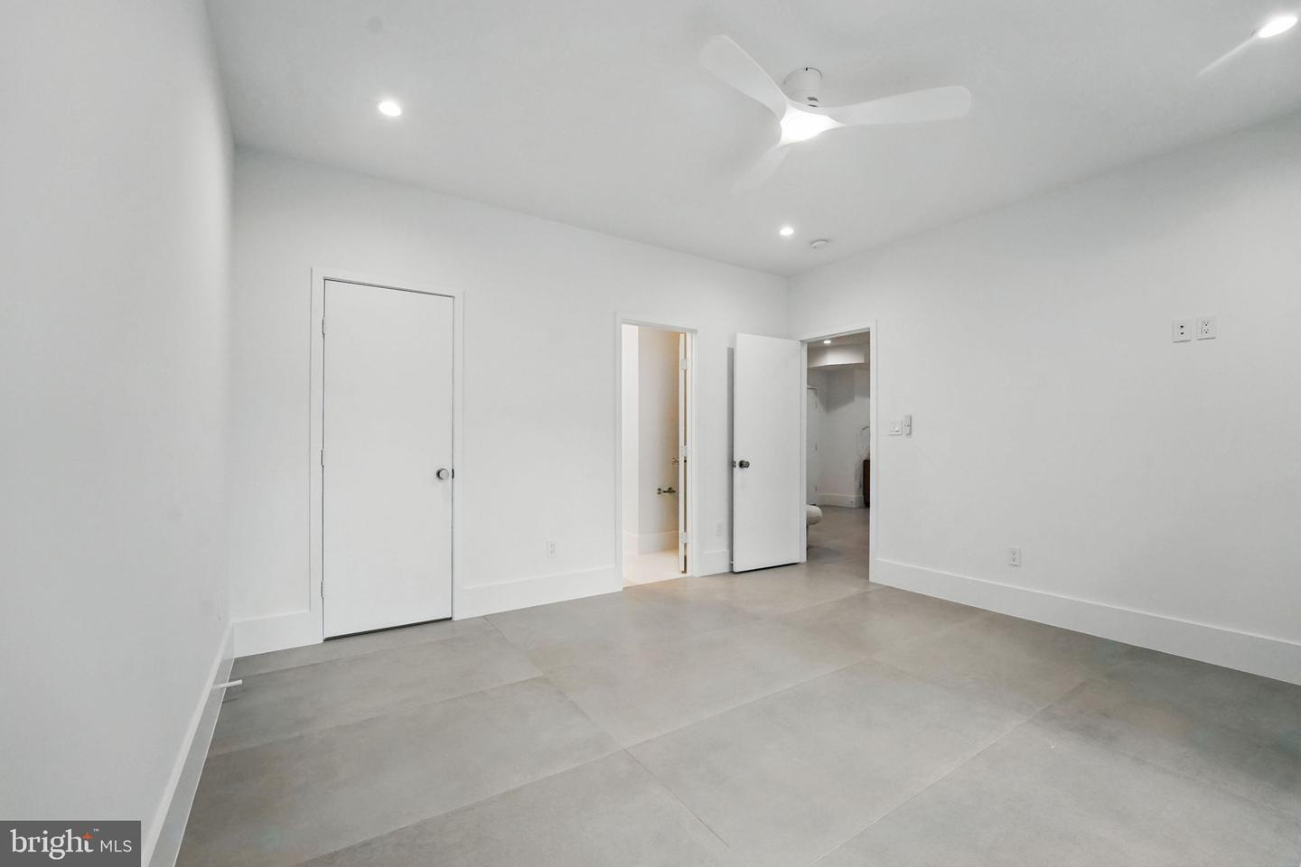 3518 PINETREE TER, FALLS CHURCH, Virginia 22041, 6 Bedrooms Bedrooms, ,5 BathroomsBathrooms,Residential,For sale,3518 PINETREE TER,VAFX2228672 MLS # VAFX2228672