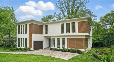 3518 PINETREE TER, FALLS CHURCH, Virginia 22041, 6 Bedrooms Bedrooms, ,5 BathroomsBathrooms,Residential,For sale,3518 PINETREE TER,VAFX2228672 MLS # VAFX2228672