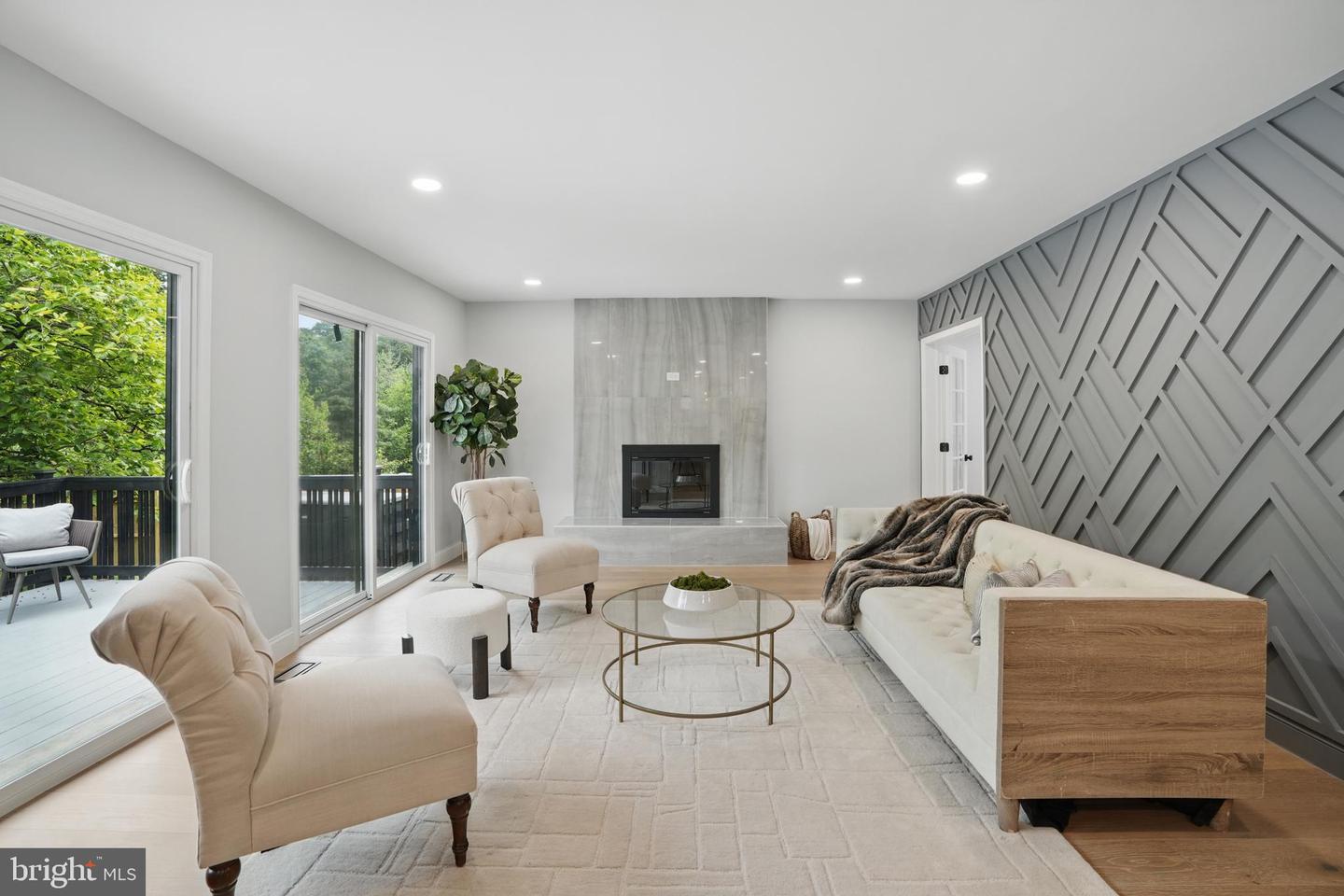 7434 MASON LN, FALLS CHURCH, Virginia 22042, 5 Bedrooms Bedrooms, ,5 BathroomsBathrooms,Residential,For sale,7434 MASON LN,VAFX2230540 MLS # VAFX2230540