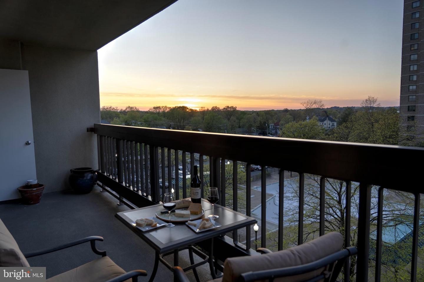 5501 SEMINARY RD #514S, FALLS CHURCH, Virginia 22041, 2 Bedrooms Bedrooms, ,1 BathroomBathrooms,Residential,For sale,5501 SEMINARY RD #514S,VAFX2230756 MLS # VAFX2230756