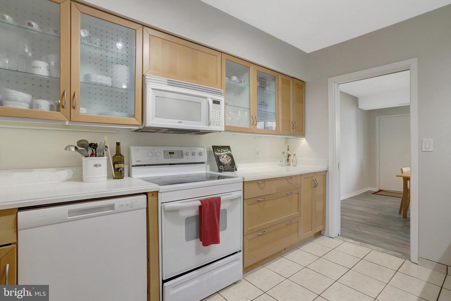 5501 SEMINARY RD #514S, FALLS CHURCH, Virginia 22041, 2 Bedrooms Bedrooms, ,1 BathroomBathrooms,Residential,For sale,5501 SEMINARY RD #514S,VAFX2230756 MLS # VAFX2230756