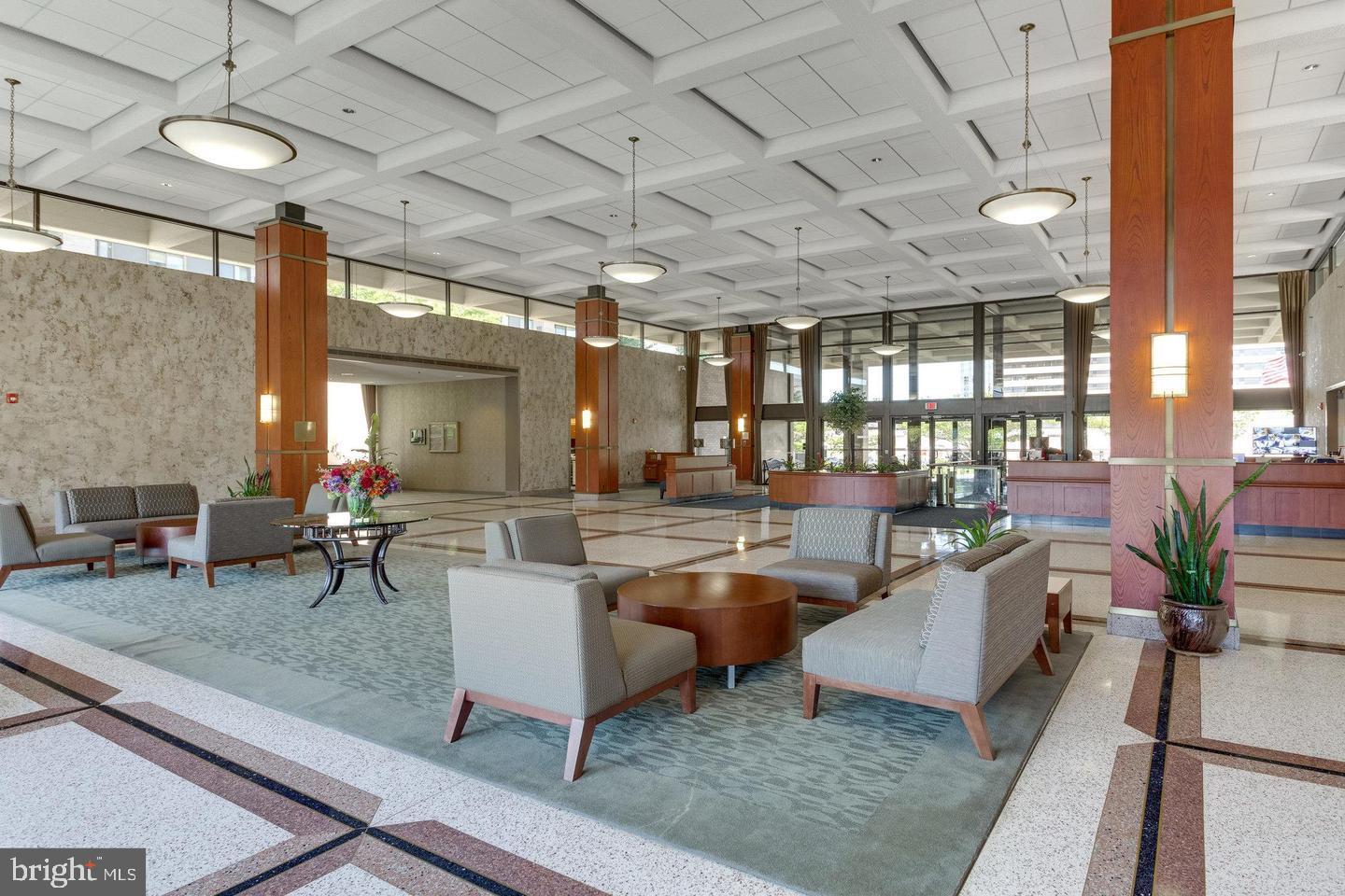 5501 SEMINARY RD #514S, FALLS CHURCH, Virginia 22041, 2 Bedrooms Bedrooms, ,1 BathroomBathrooms,Residential,For sale,5501 SEMINARY RD #514S,VAFX2230756 MLS # VAFX2230756