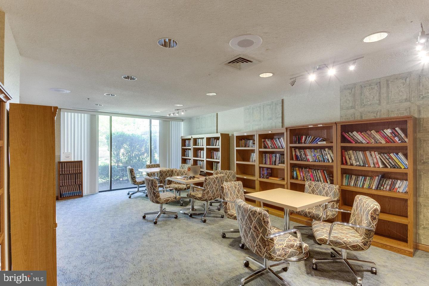 5501 SEMINARY RD #514S, FALLS CHURCH, Virginia 22041, 2 Bedrooms Bedrooms, ,1 BathroomBathrooms,Residential,For sale,5501 SEMINARY RD #514S,VAFX2230756 MLS # VAFX2230756