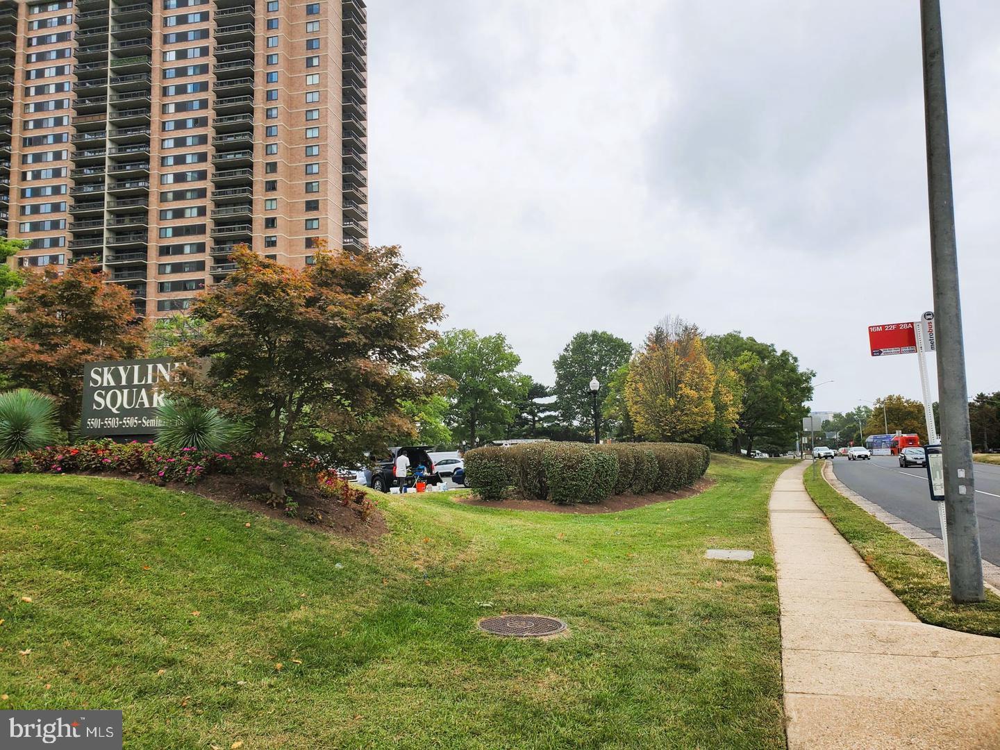 5501 SEMINARY RD #514S, FALLS CHURCH, Virginia 22041, 2 Bedrooms Bedrooms, ,1 BathroomBathrooms,Residential,For sale,5501 SEMINARY RD #514S,VAFX2230756 MLS # VAFX2230756