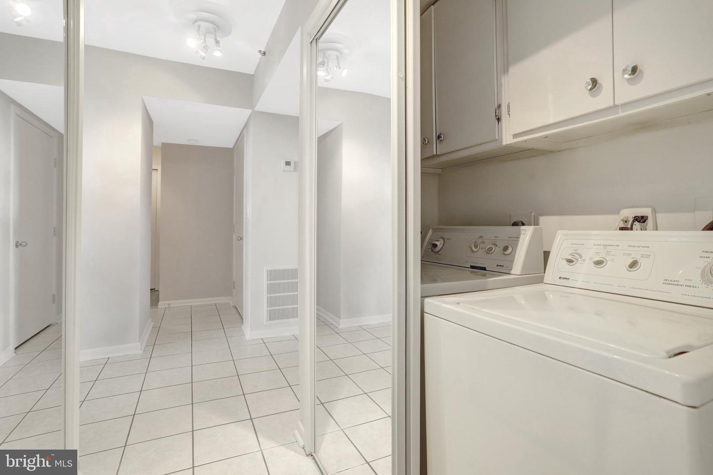 5501 SEMINARY RD #514S, FALLS CHURCH, Virginia 22041, 2 Bedrooms Bedrooms, ,1 BathroomBathrooms,Residential,For sale,5501 SEMINARY RD #514S,VAFX2230756 MLS # VAFX2230756