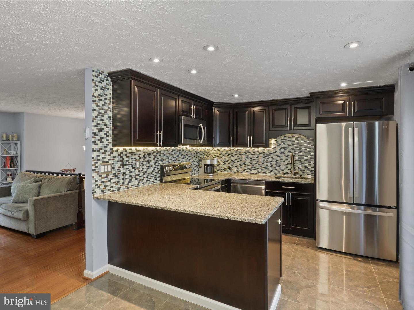 7313 HUSKY LN, SPRINGFIELD, Virginia 22151, 4 Bedrooms Bedrooms, ,2 BathroomsBathrooms,Residential,For sale,7313 HUSKY LN,VAFX2230938 MLS # VAFX2230938