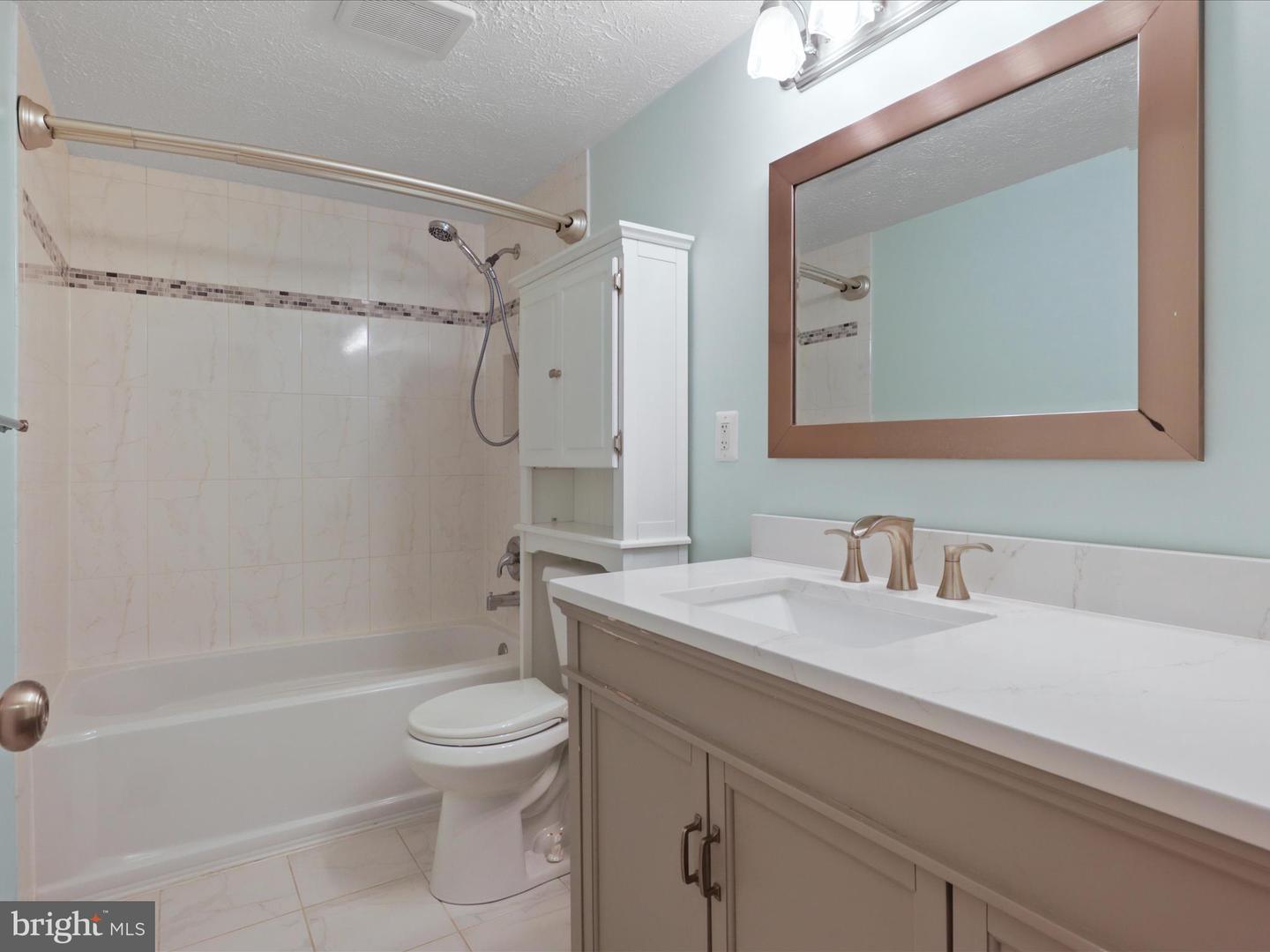 7313 HUSKY LN, SPRINGFIELD, Virginia 22151, 4 Bedrooms Bedrooms, ,2 BathroomsBathrooms,Residential,For sale,7313 HUSKY LN,VAFX2230938 MLS # VAFX2230938
