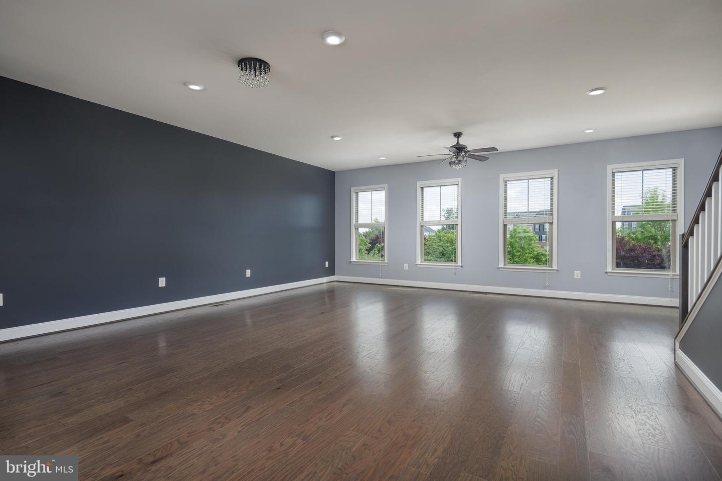 1705 COTTONWOOD GROVE RD, DUMFRIES, Virginia 22026, 4 Bedrooms Bedrooms, ,3 BathroomsBathrooms,Residential,For sale,1705 COTTONWOOD GROVE RD,VAPW2091140 MLS # VAPW2091140