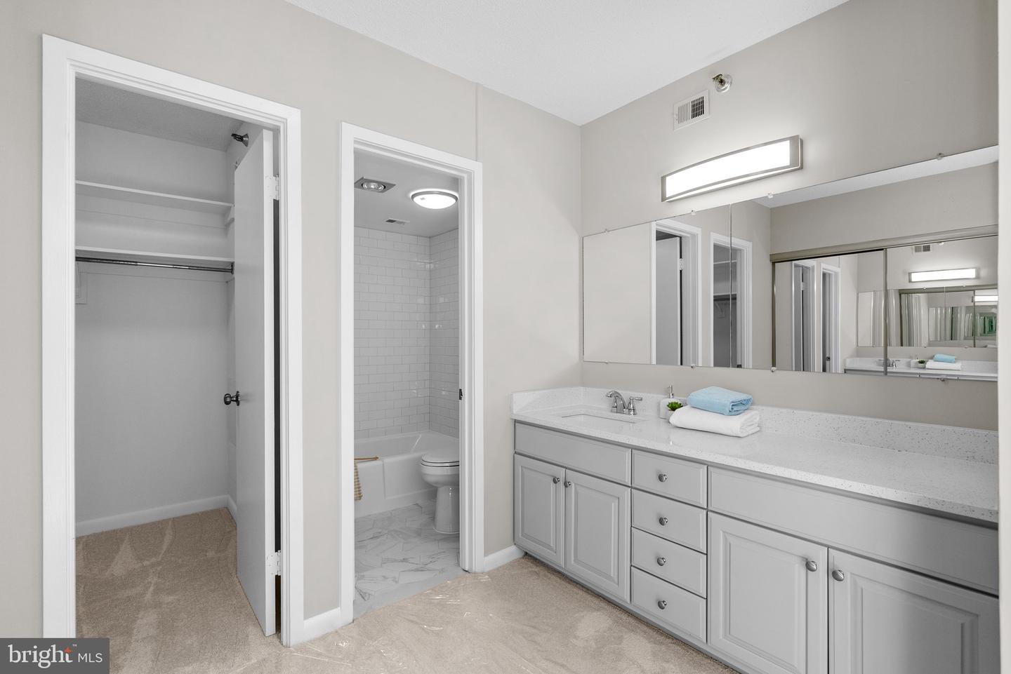 3709 S GEORGE MASON DR #1514-E, FALLS CHURCH, Virginia 22041, 3 Bedrooms Bedrooms, 6 Rooms Rooms,2 BathroomsBathrooms,Residential,For sale,3709 S GEORGE MASON DR #1514-E,VAFX2233018 MLS # VAFX2233018