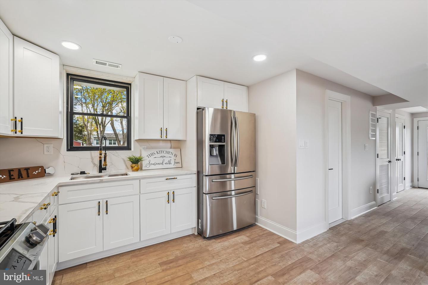 9404 SPOTSYLVANIA ST, MANASSAS, Virginia 20110, 4 Bedrooms Bedrooms, ,3 BathroomsBathrooms,Residential,For sale,9404 SPOTSYLVANIA ST,VAPW2092110 MLS # VAPW2092110