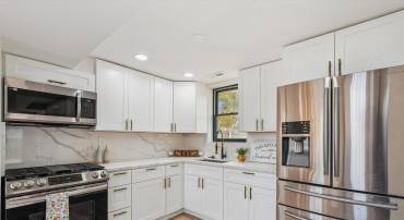9404 SPOTSYLVANIA ST, MANASSAS, Virginia 20110, 4 Bedrooms Bedrooms, ,3 BathroomsBathrooms,Residential,For sale,9404 SPOTSYLVANIA ST,VAPW2092110 MLS # VAPW2092110