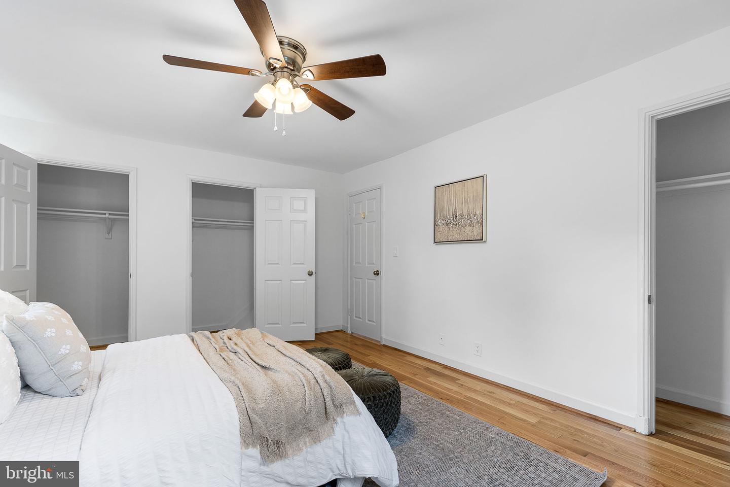 2865 S ABINGDON ST, ARLINGTON, Virginia 22206, 3 Bedrooms Bedrooms, ,2 BathroomsBathrooms,Residential,For sale,2865 S ABINGDON ST,VAAR2056146 MLS # VAAR2056146