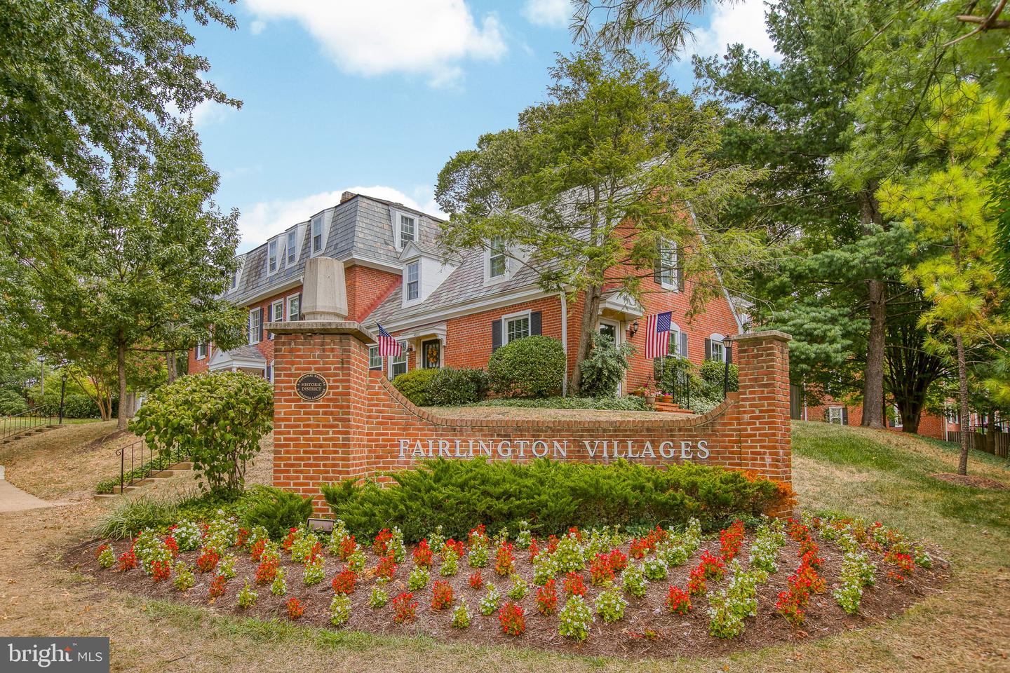 2865 S ABINGDON ST, ARLINGTON, Virginia 22206, 3 Bedrooms Bedrooms, ,2 BathroomsBathrooms,Residential,For sale,2865 S ABINGDON ST,VAAR2056146 MLS # VAAR2056146