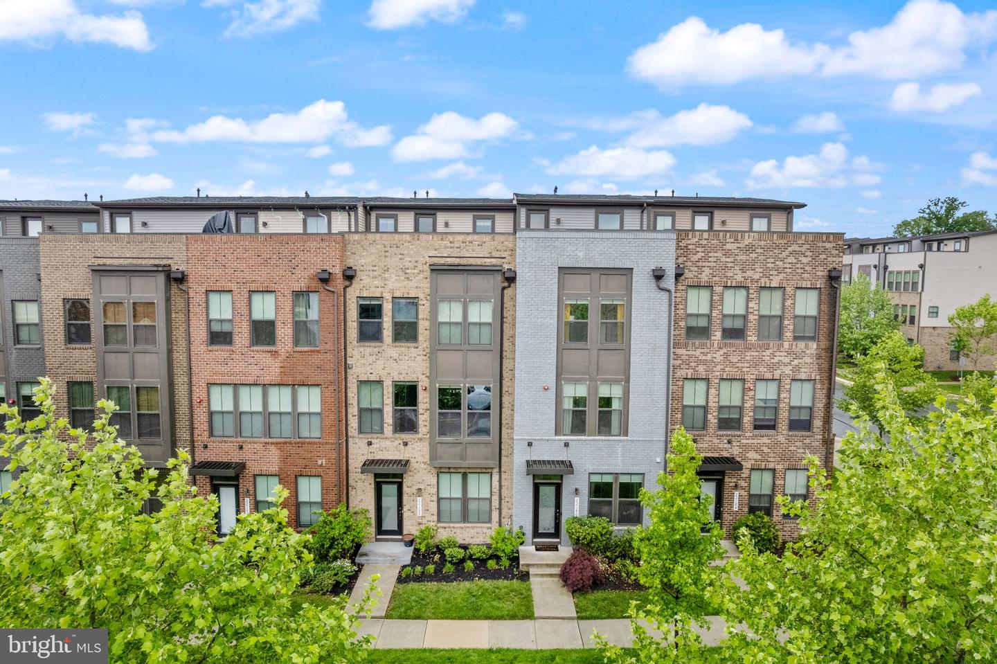 22186 MCCORMICK TER, ASHBURN, Virginia 20148, 3 Bedrooms Bedrooms, ,3 BathroomsBathrooms,Residential,For sale,22186 MCCORMICK TER,VALO2094132 MLS # VALO2094132