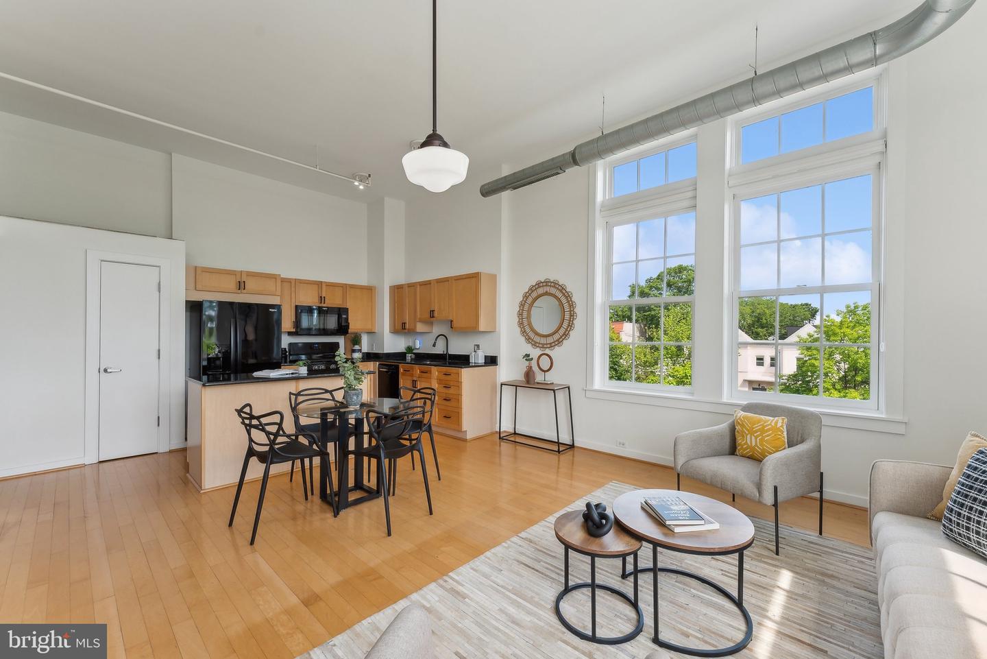 440 12TH ST NE #215, WASHINGTON, District Of Columbia 20002, 2 Bedrooms Bedrooms, ,2 BathroomsBathrooms,Residential,For sale,440 12TH ST NE #215,DCDC2196774 MLS # DCDC2196774
